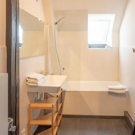 Hafen-nest 54° Nord Daire Tönning